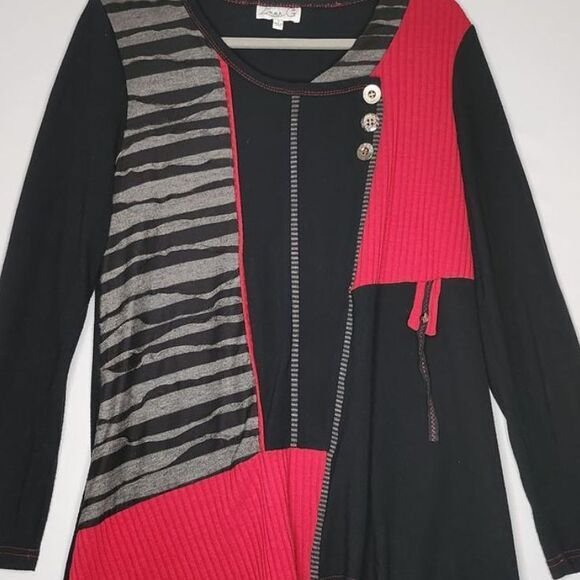 Emma G Womans Abstract Art to Wear Patchwork Shirt Top Tunic Small Black‎ Red - Picture 3 of 11